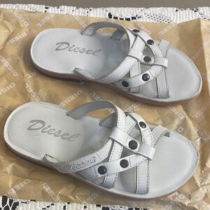 Diesel Girls' White leather Sandals